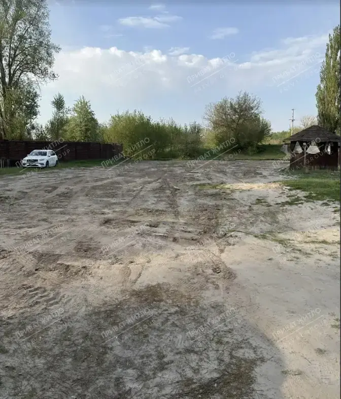 Земельна ділянка під бізнес